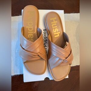 Hush Puppies Slides